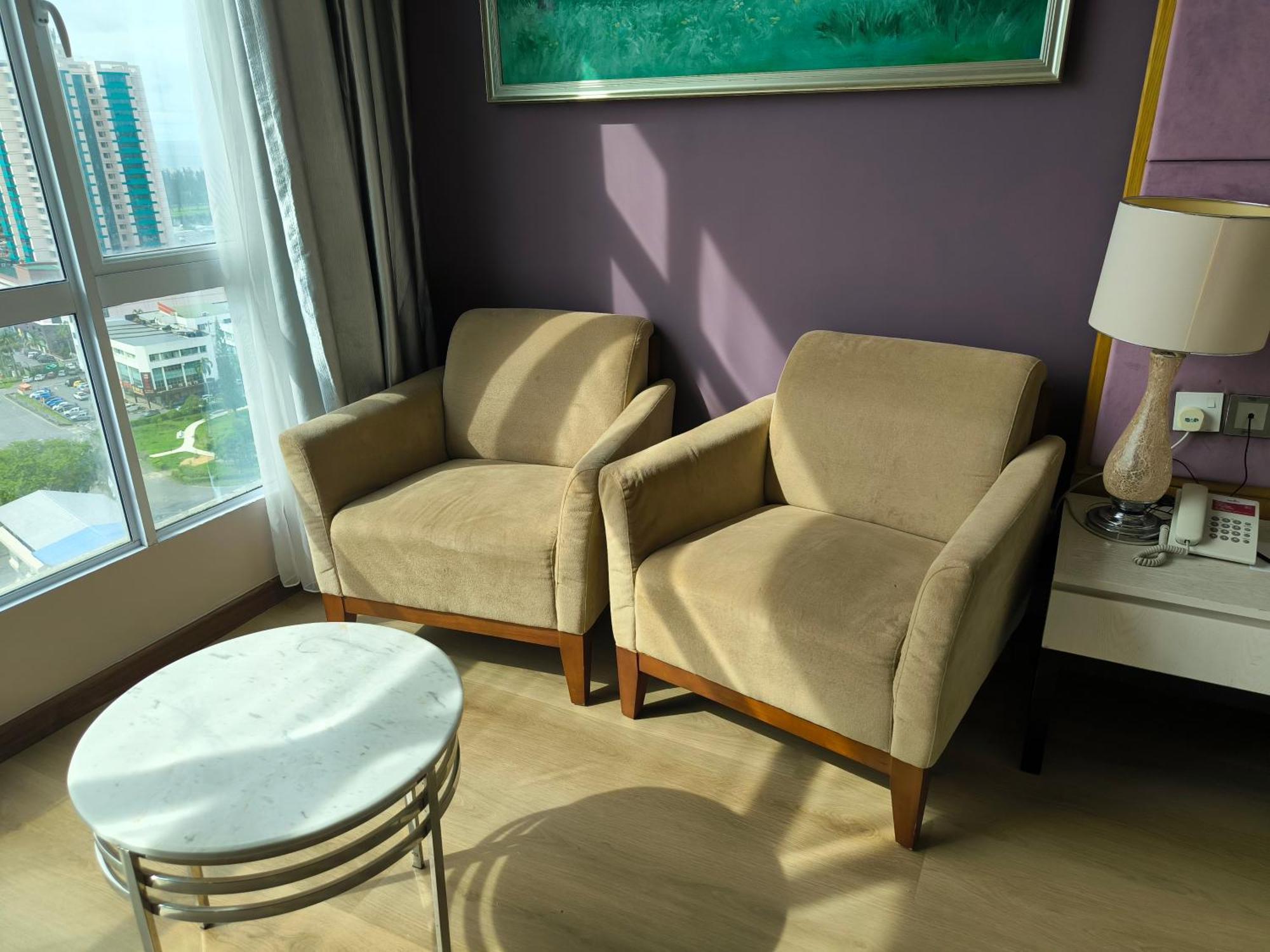 Meritz Hotel Miri Buitenkant foto
